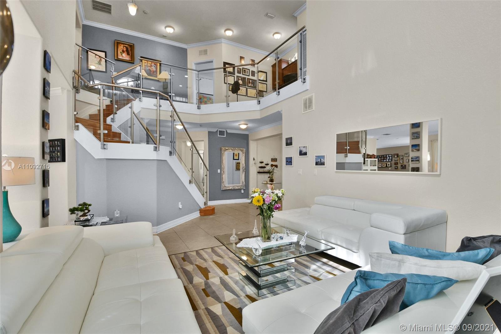 ISLANDS AT DORAL NORTHWES - Residential