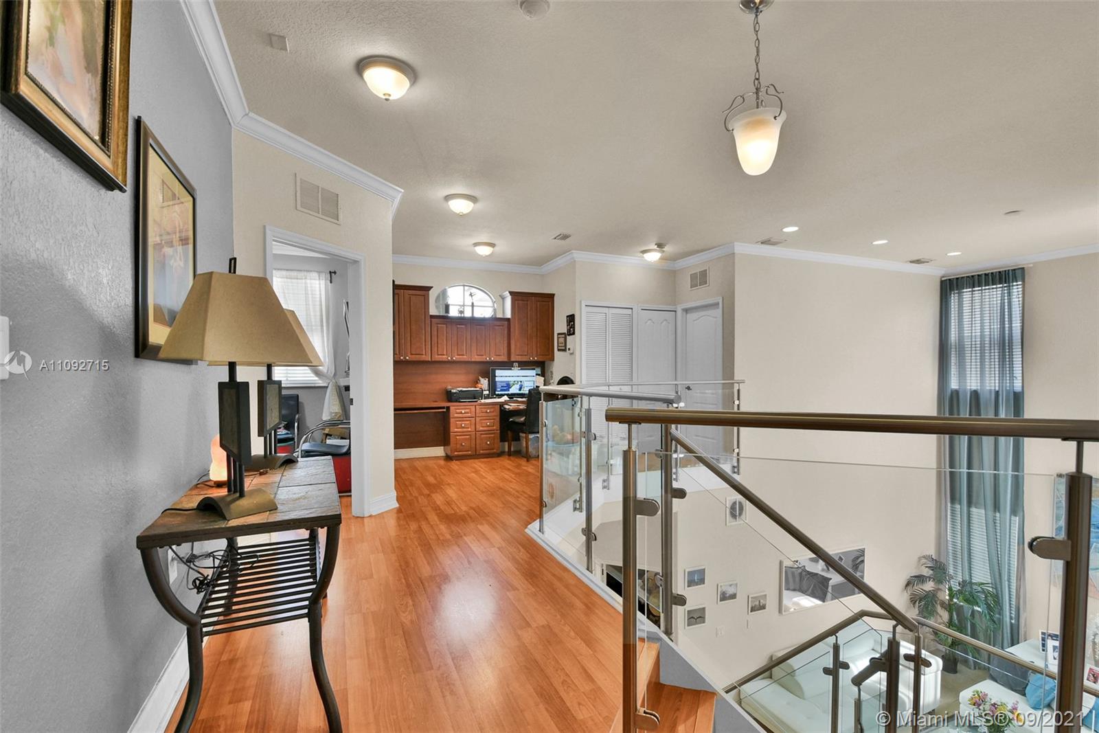 ISLANDS AT DORAL NORTHWES - Residential