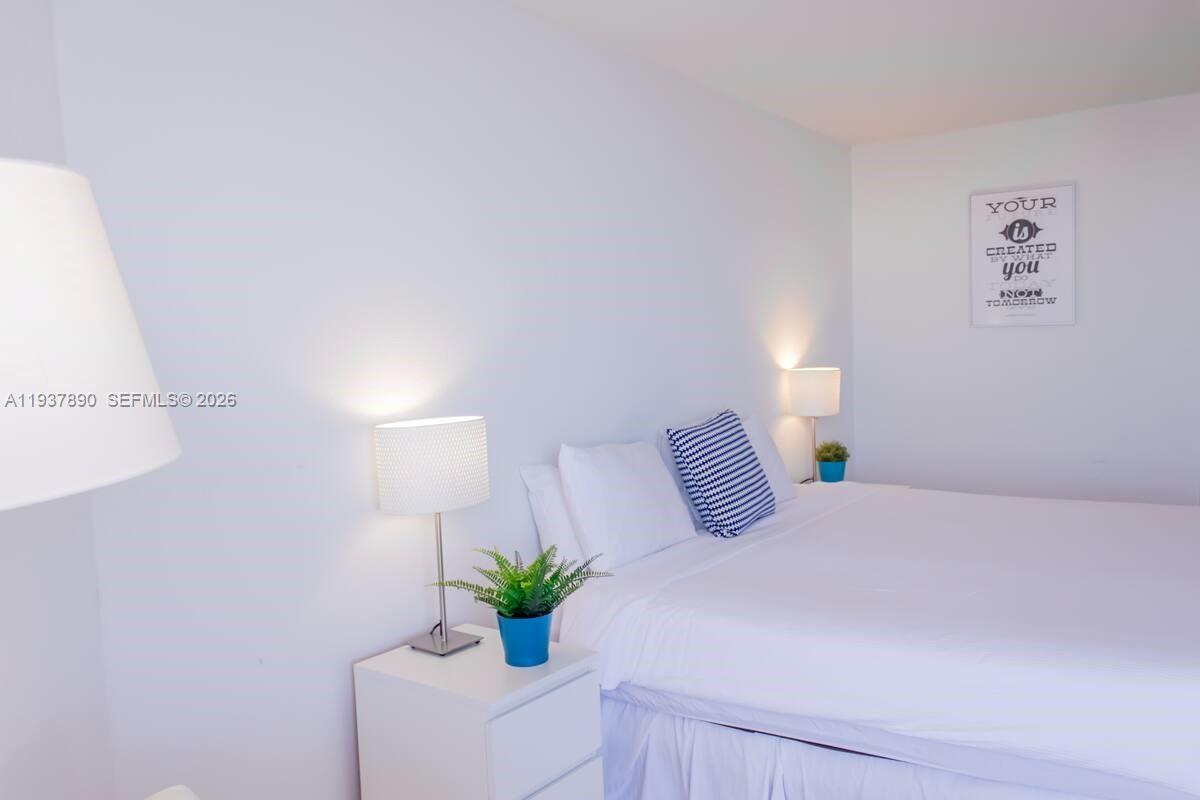 VENETIA CONDO - Residential