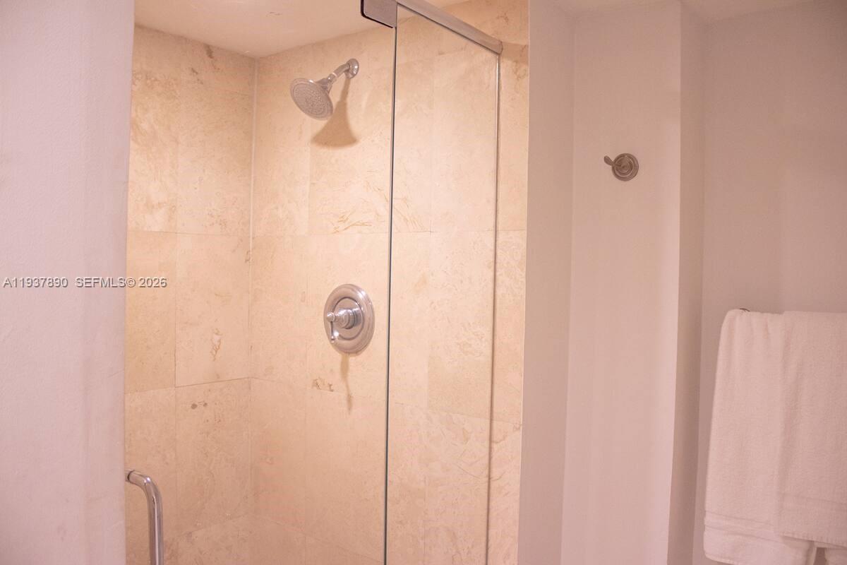 VENETIA CONDO - Residential