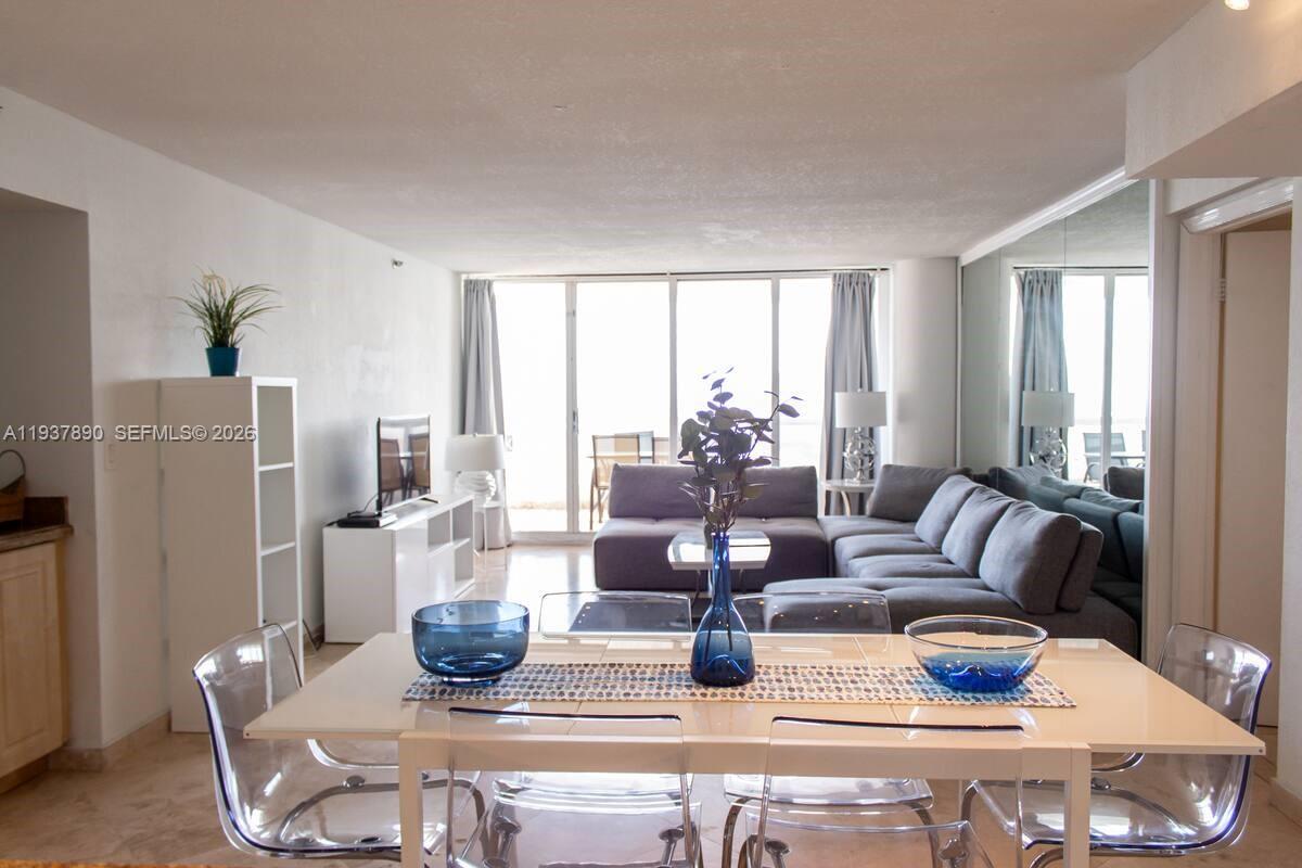 VENETIA CONDO - Residential