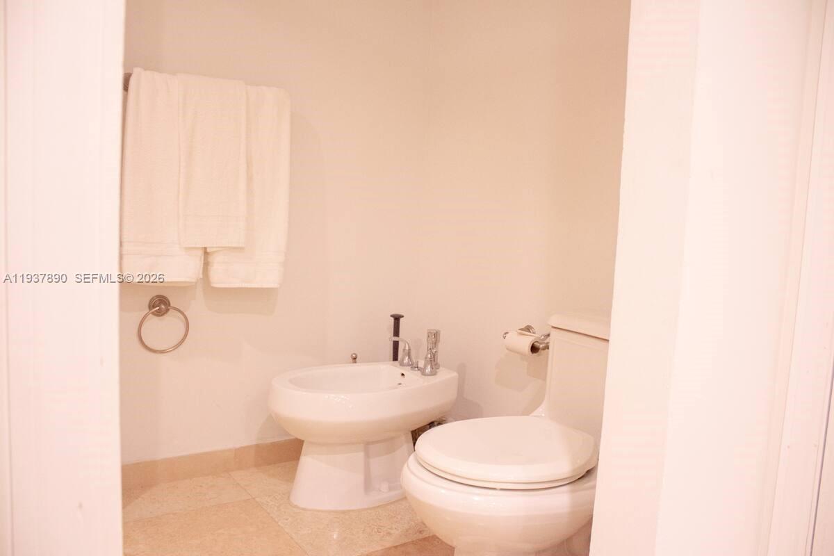 VENETIA CONDO - Residential
