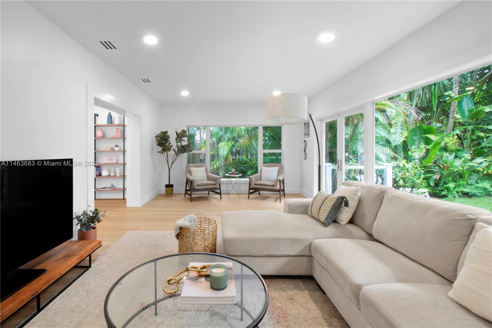 MIAMI SHORES ESTATES - Residential