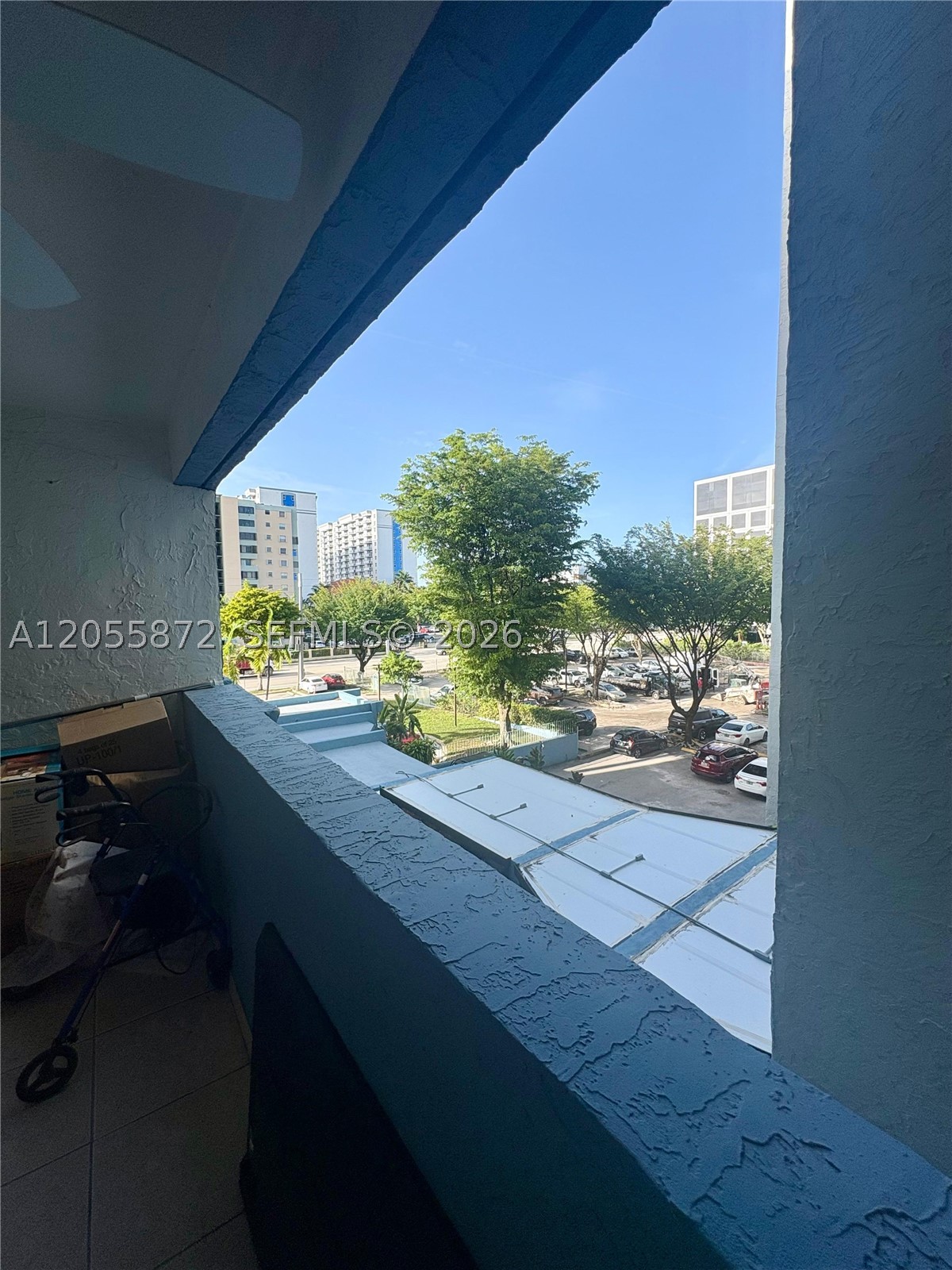 5050 CONDO - Residential