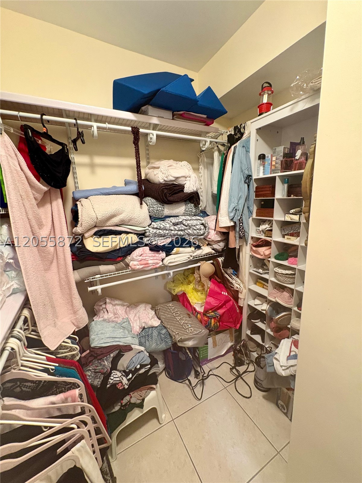 5050 CONDO - Residential