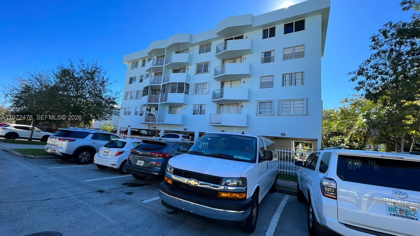 LISETTE CONDO - Residential