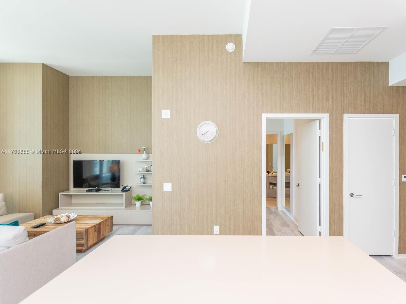 4111 SOUTH OCEAN DRIVE CO - Residential