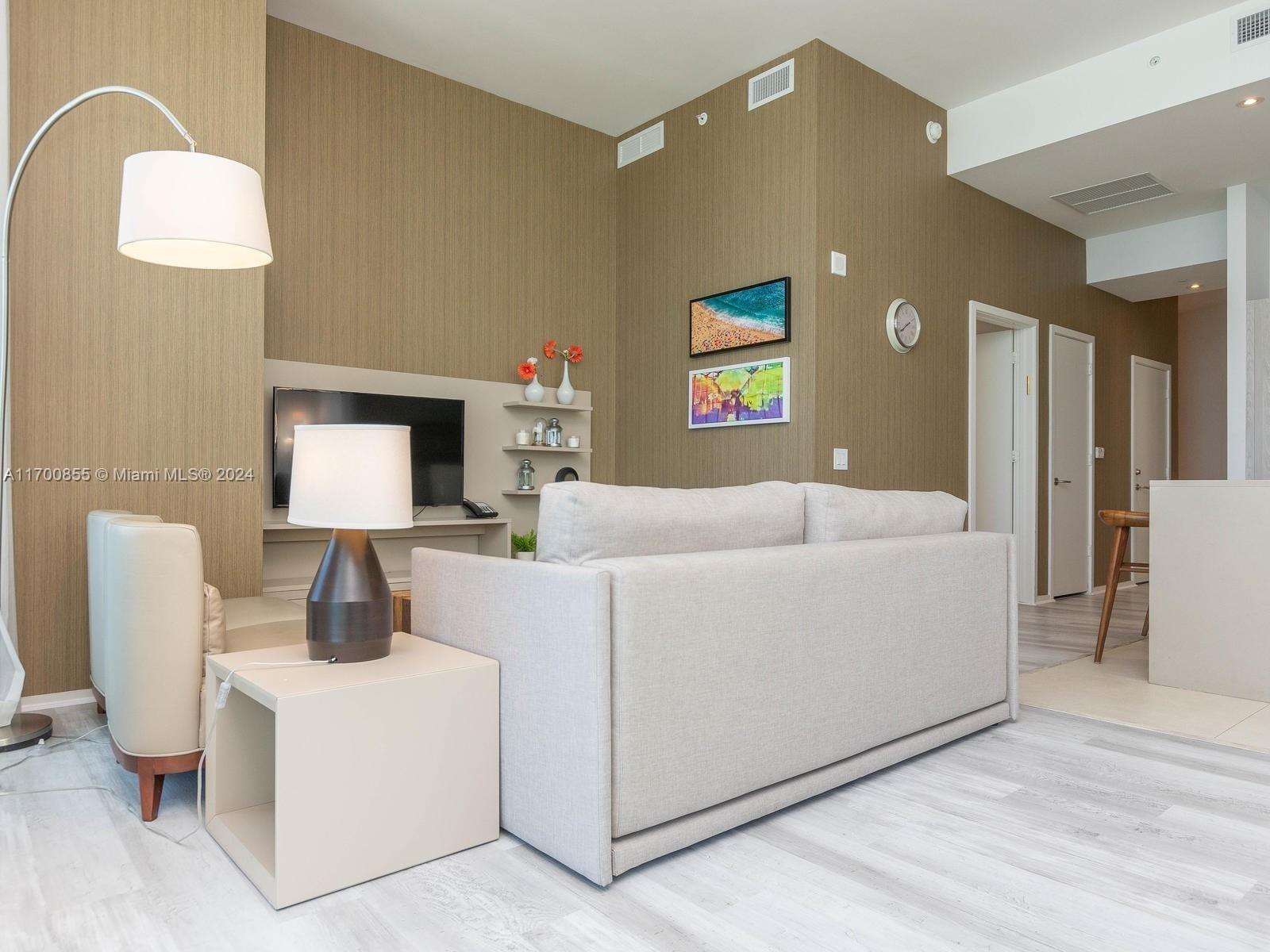 4111 SOUTH OCEAN DRIVE CO - Residential