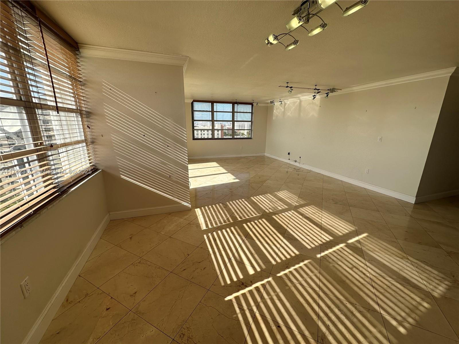 COMMODORE PLAZA CONDO - Residential Lease