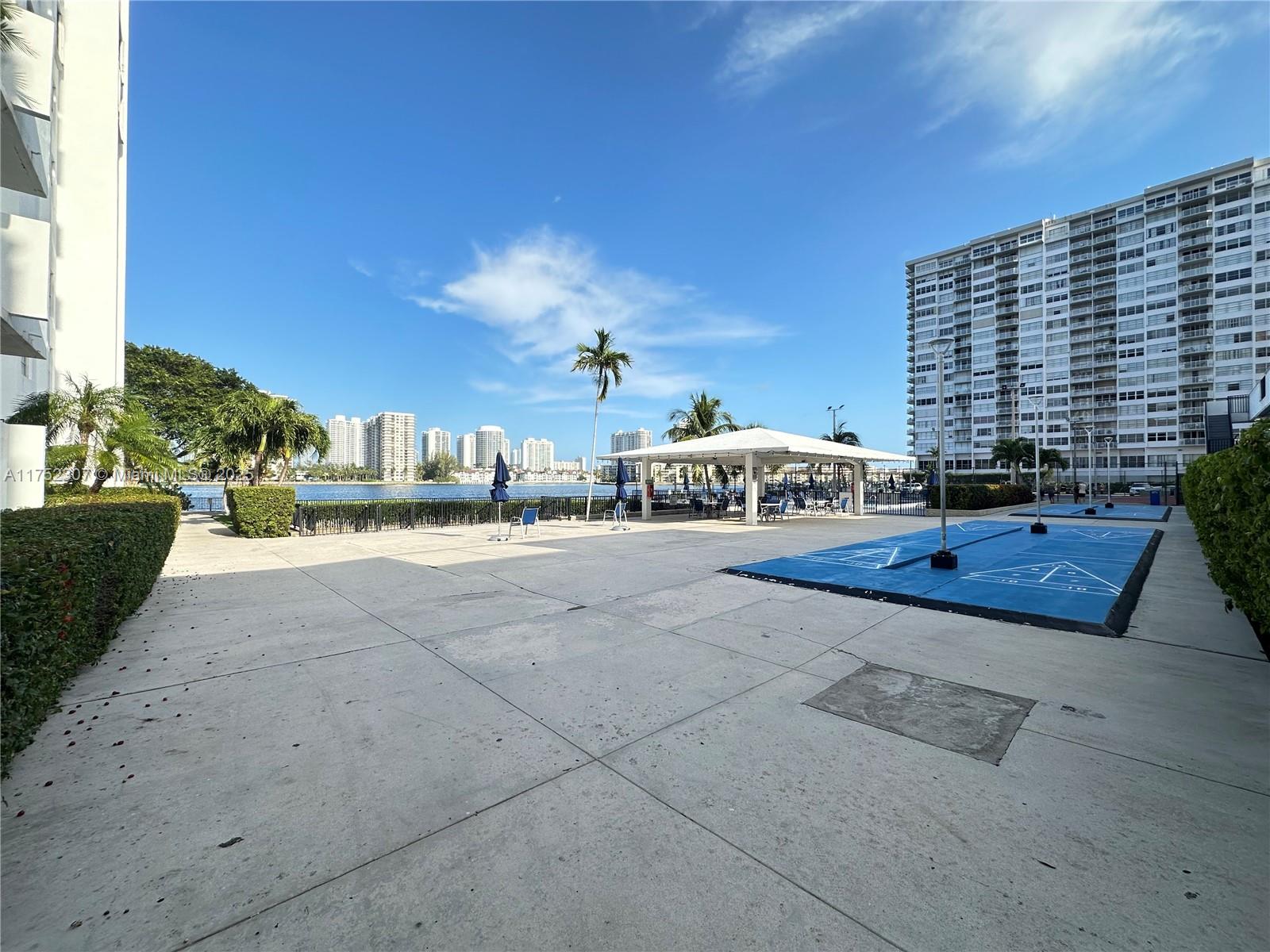 COMMODORE PLAZA CONDO - Residential Lease