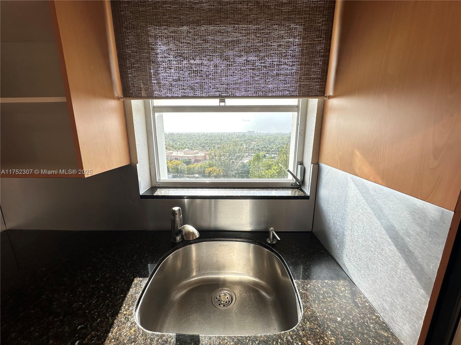 COMMODORE PLAZA CONDO - Residential Lease