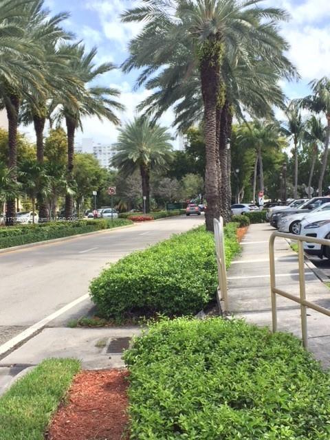 COMMODORE PLAZA CONDO - Residential Lease