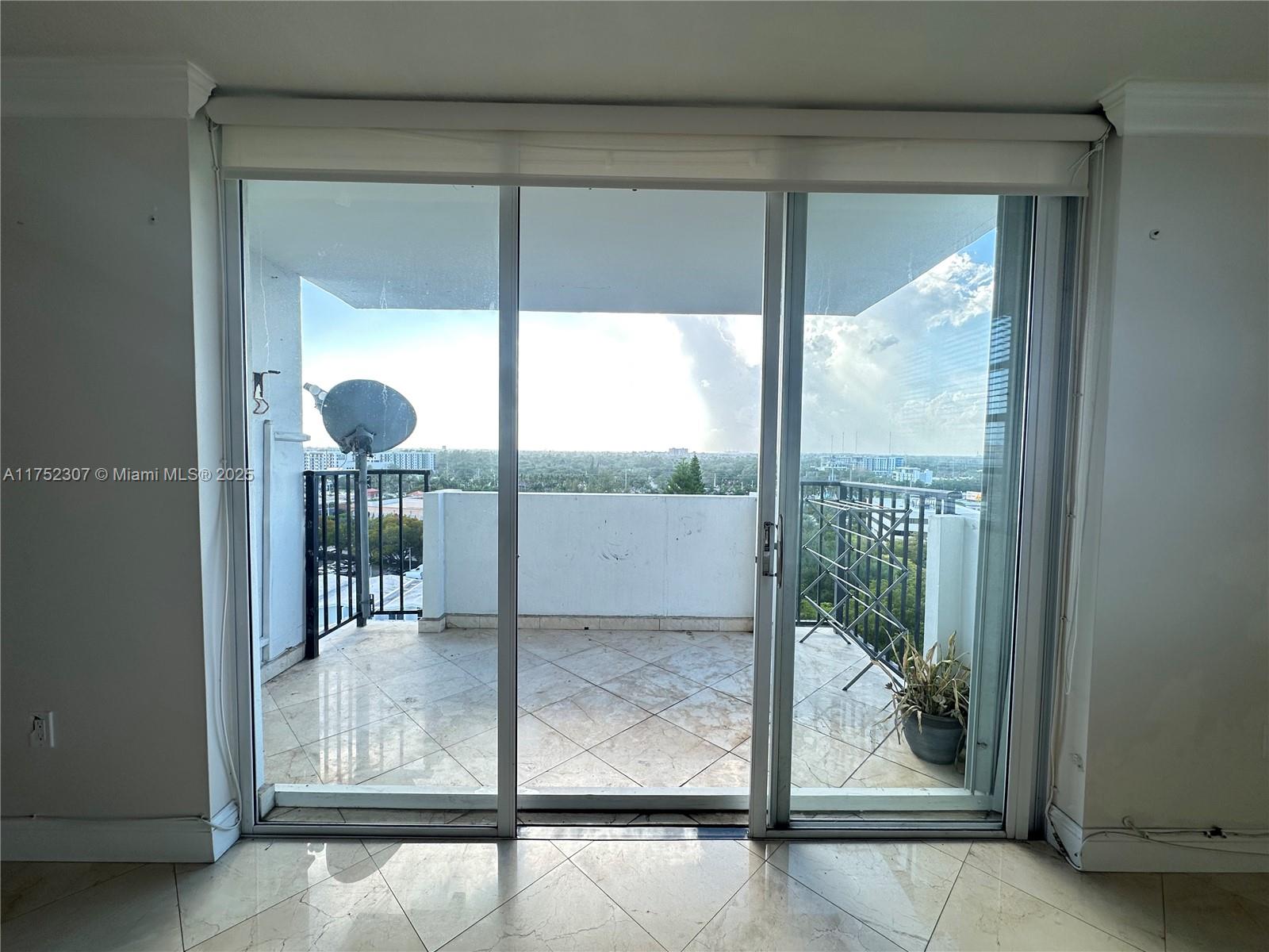 COMMODORE PLAZA CONDO - Residential Lease