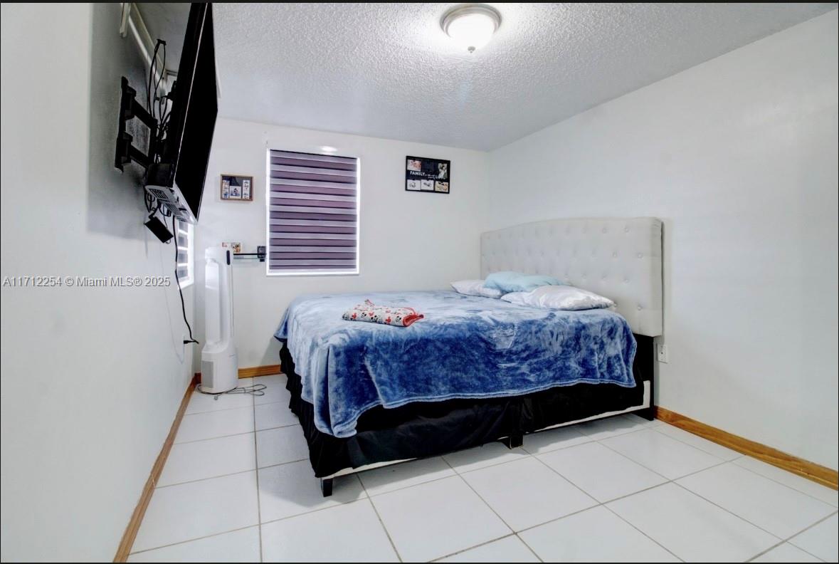 MIAMI GARDENS ESTATES SEC - Residential