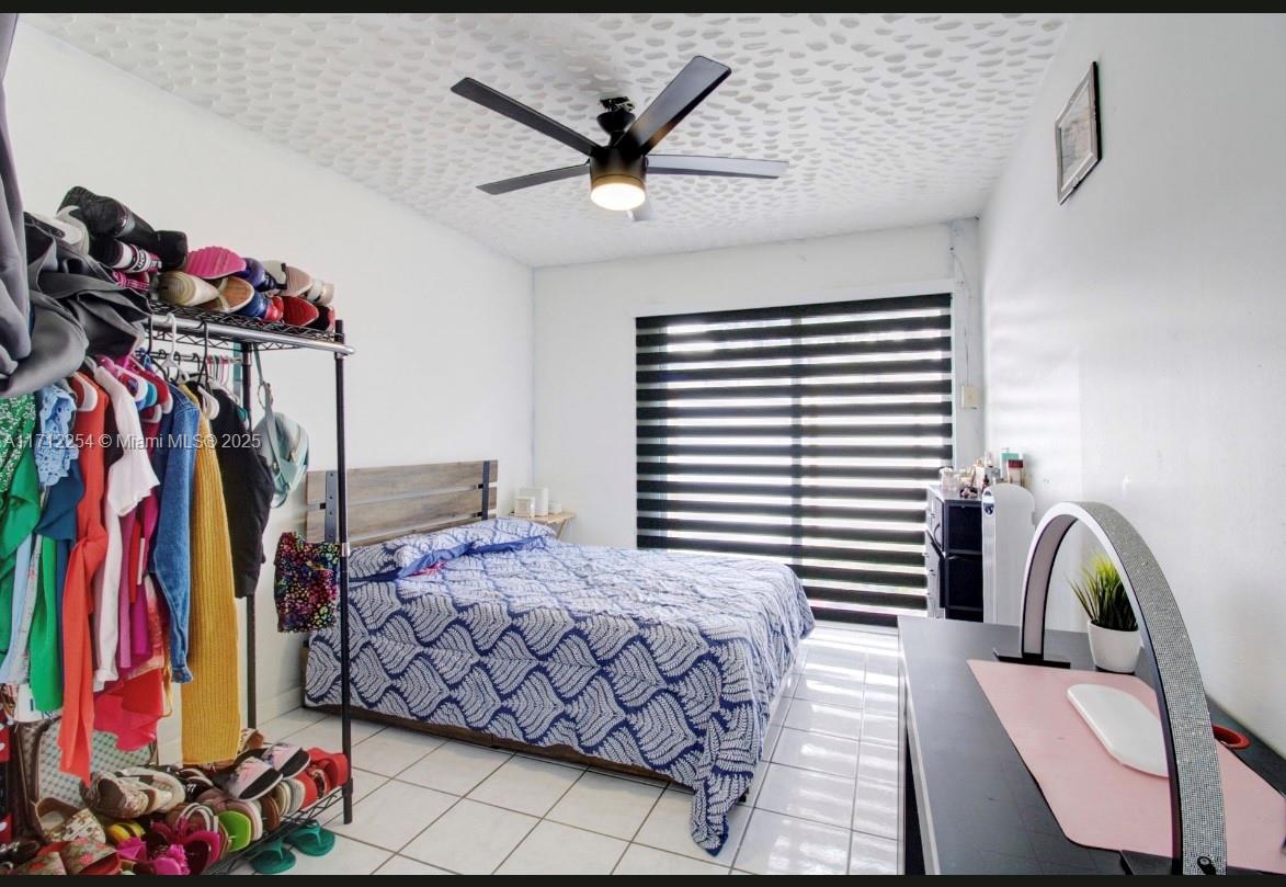 MIAMI GARDENS ESTATES SEC - Residential