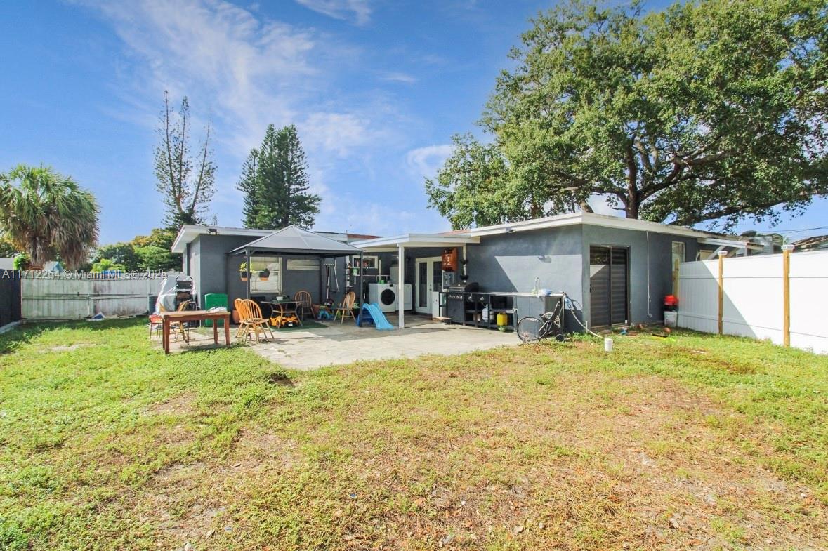 MIAMI GARDENS ESTATES SEC - Residential