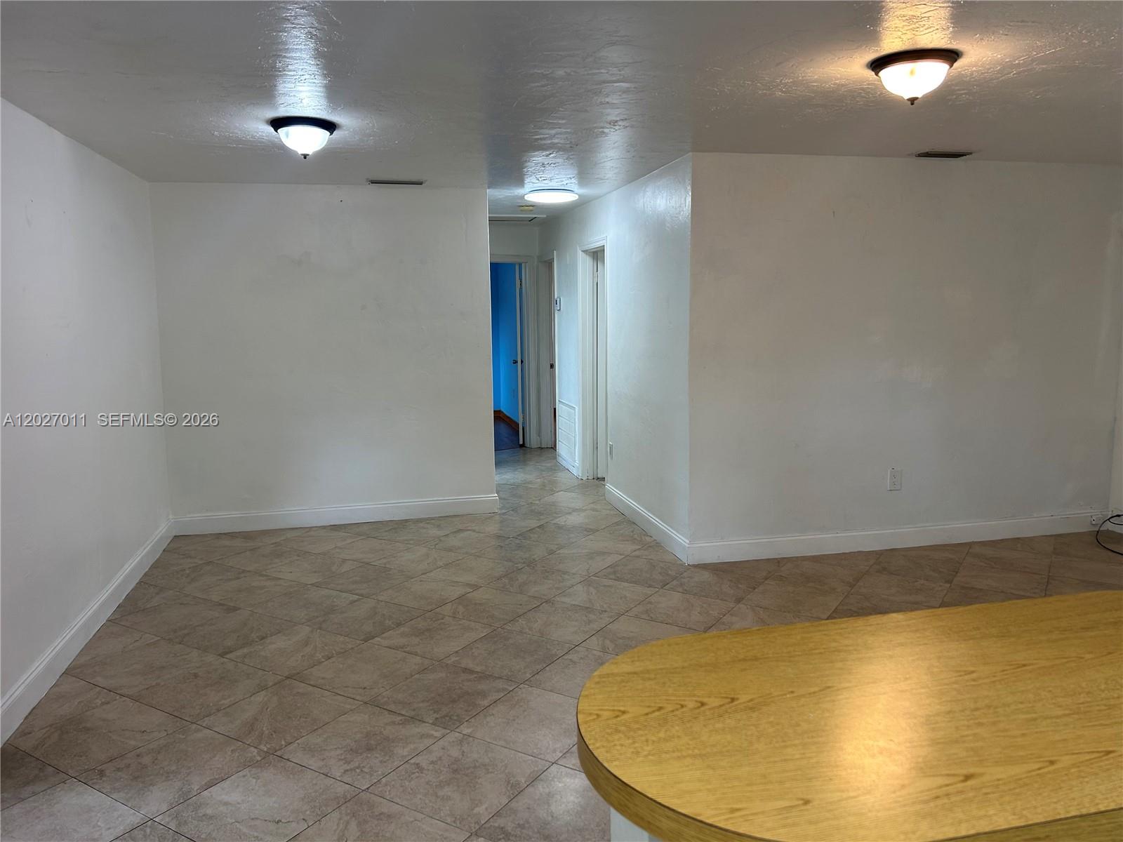BENSON MANOR - Residential Lease