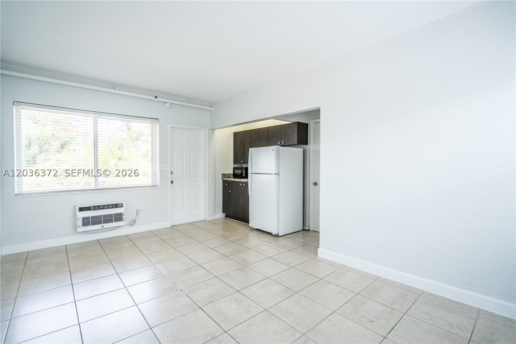 BEACH BAY SUB - Residential Lease
