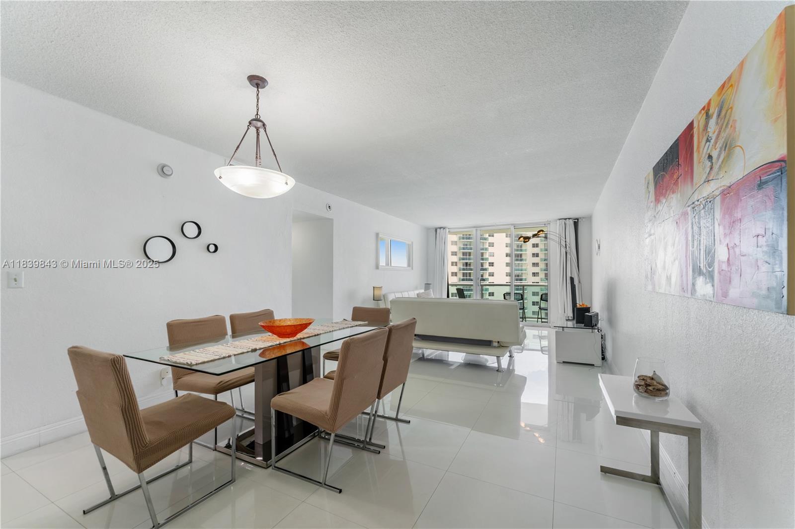 TIDES ON HOLLYWOOD BEACH - Residential