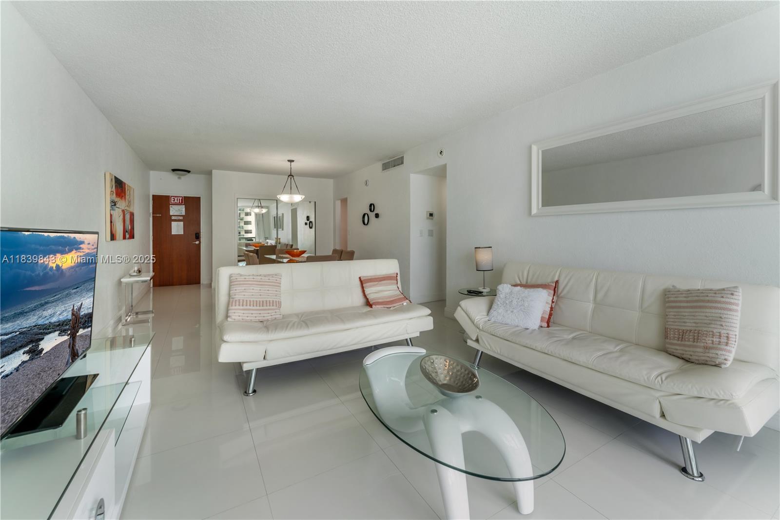 TIDES ON HOLLYWOOD BEACH - Residential