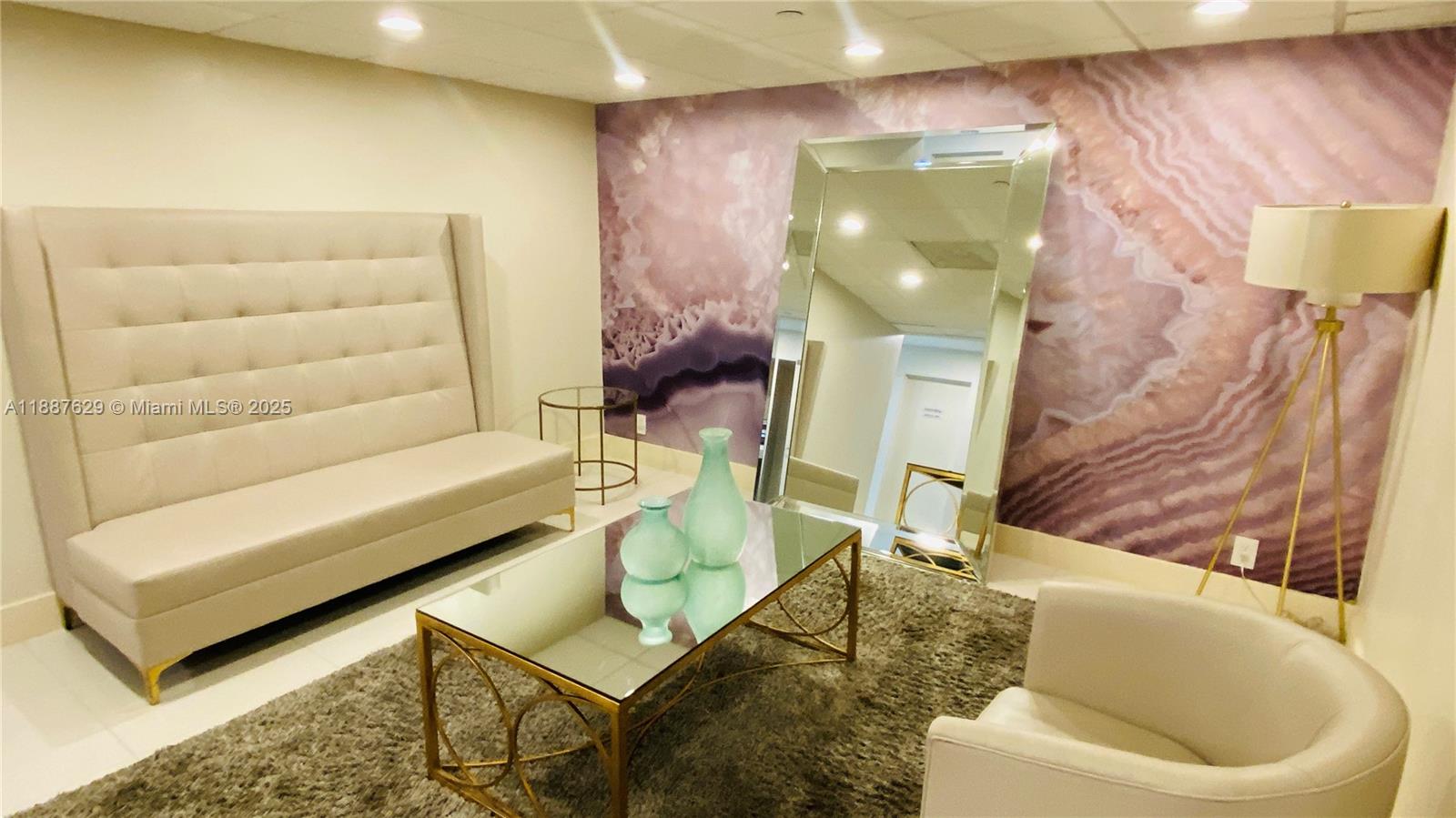 BAY PARK TOWERS CONDO - Residential Lease