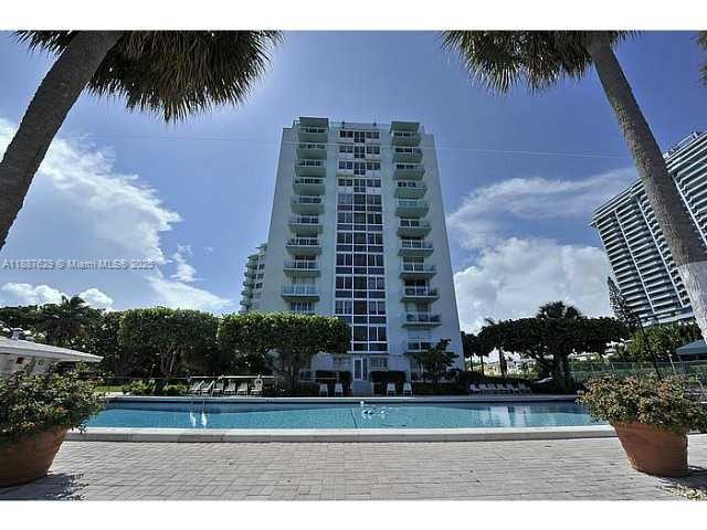 BAY PARK TOWERS CONDO - Residential Lease