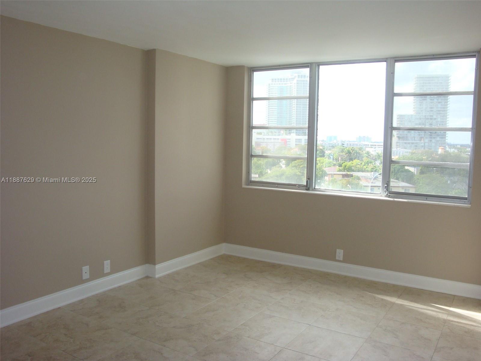 BAY PARK TOWERS CONDO - Residential Lease
