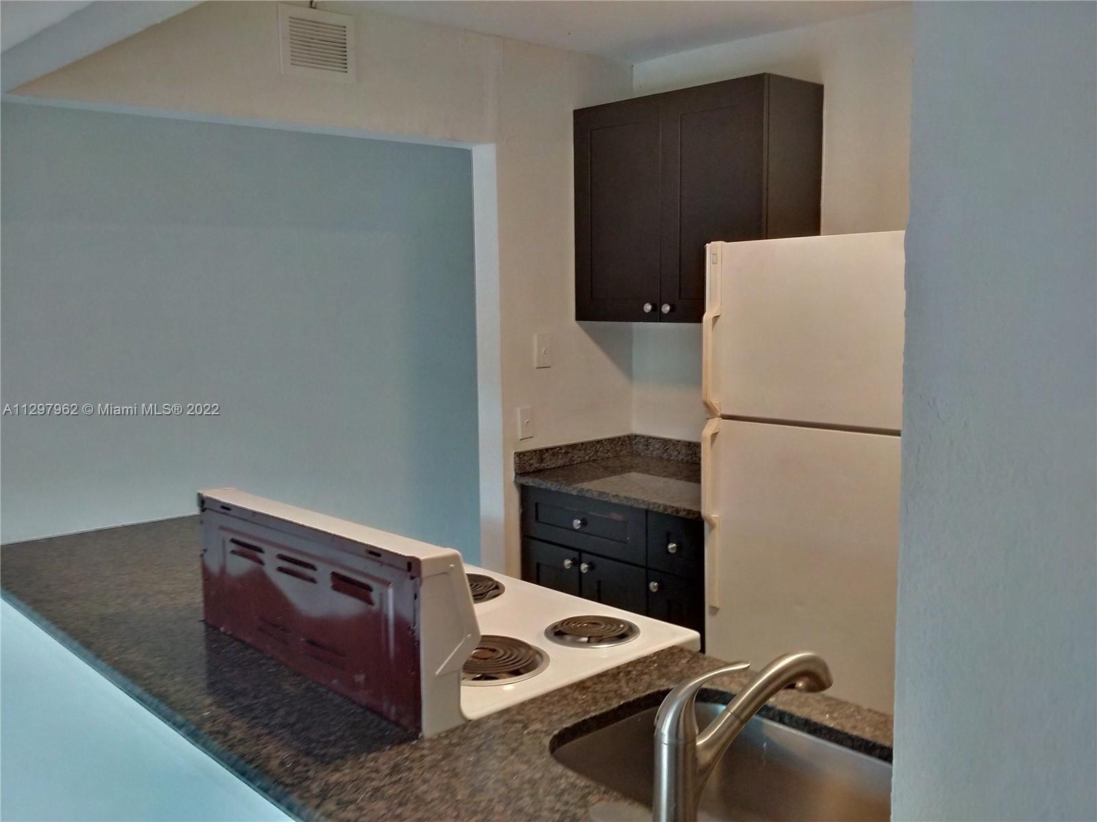 ARBOR KEYS CONDO - Residential Lease