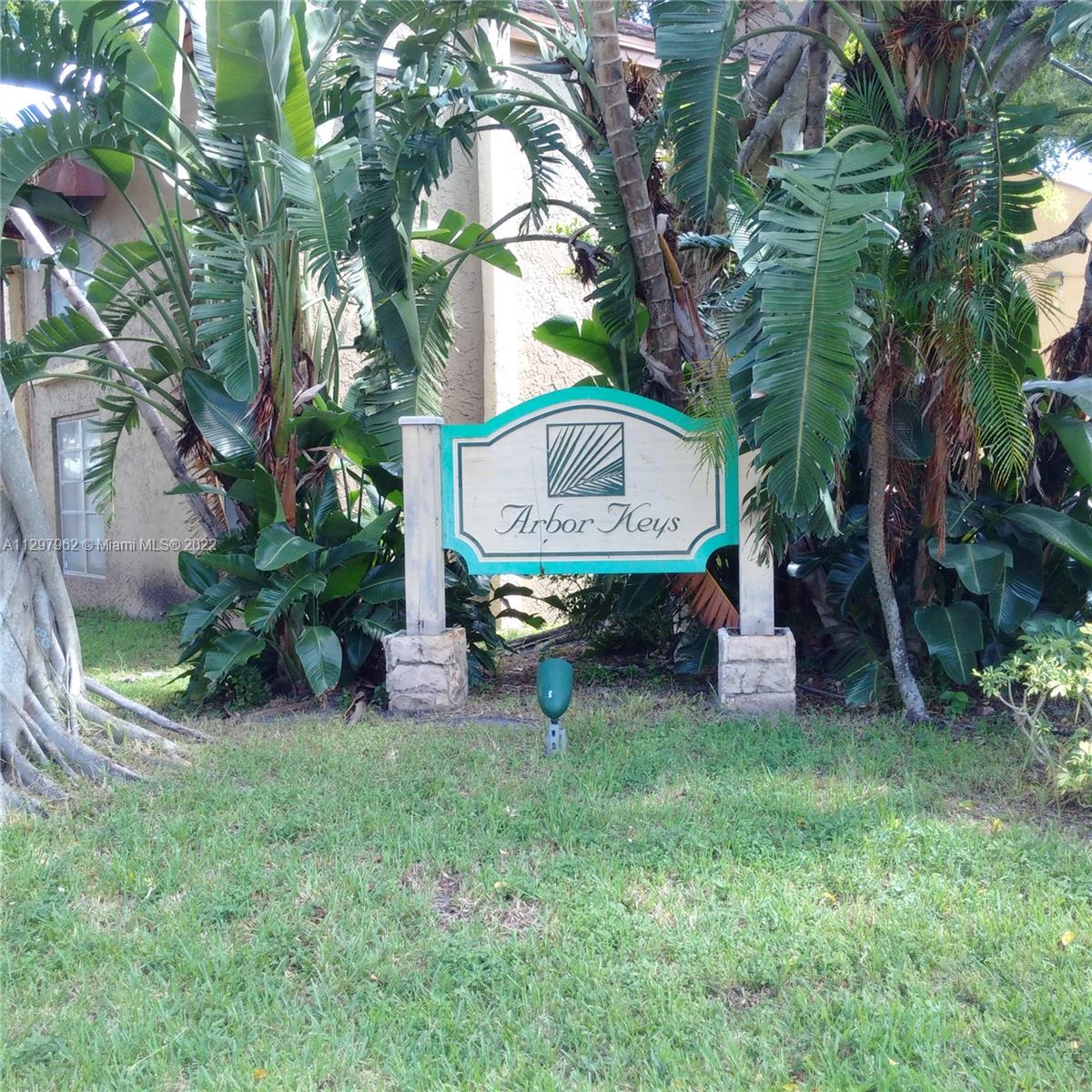 ARBOR KEYS CONDO - Residential Lease