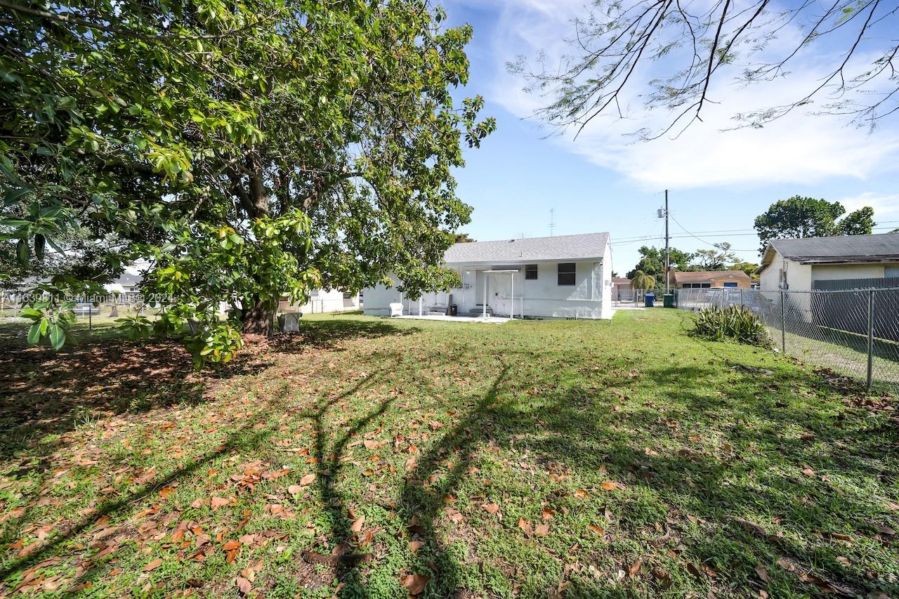 HIALEAH HEIGHTS - Residential Lease