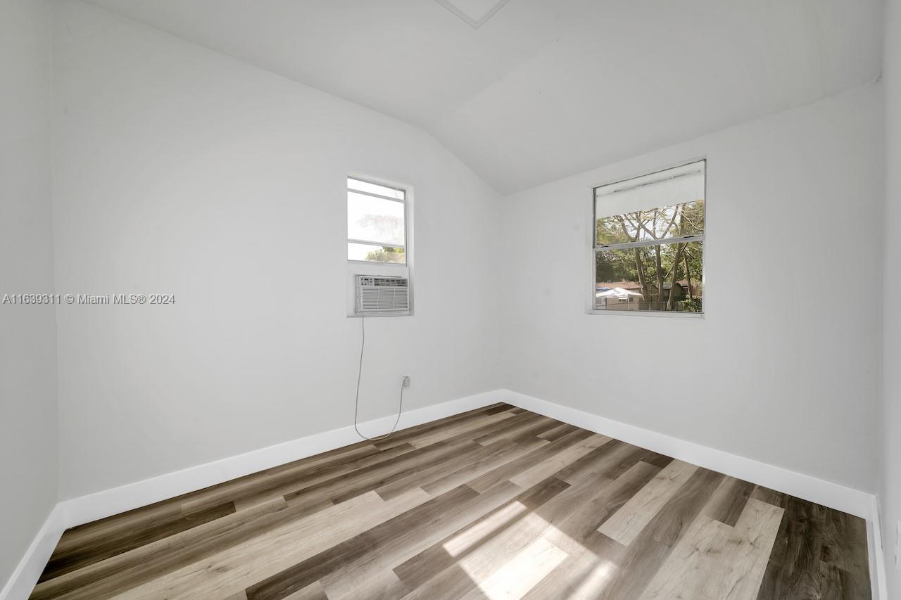 HIALEAH HEIGHTS - Residential Lease