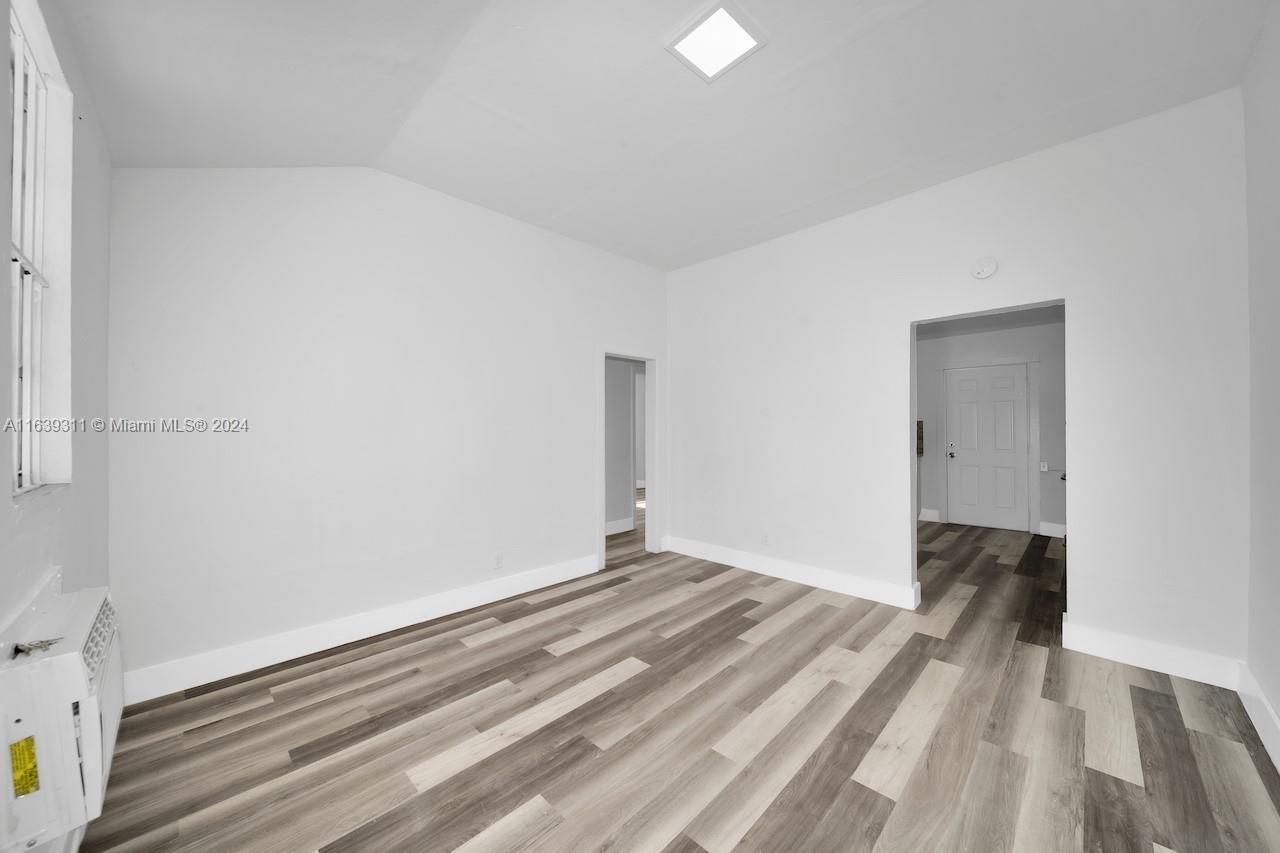 HIALEAH HEIGHTS - Residential Lease