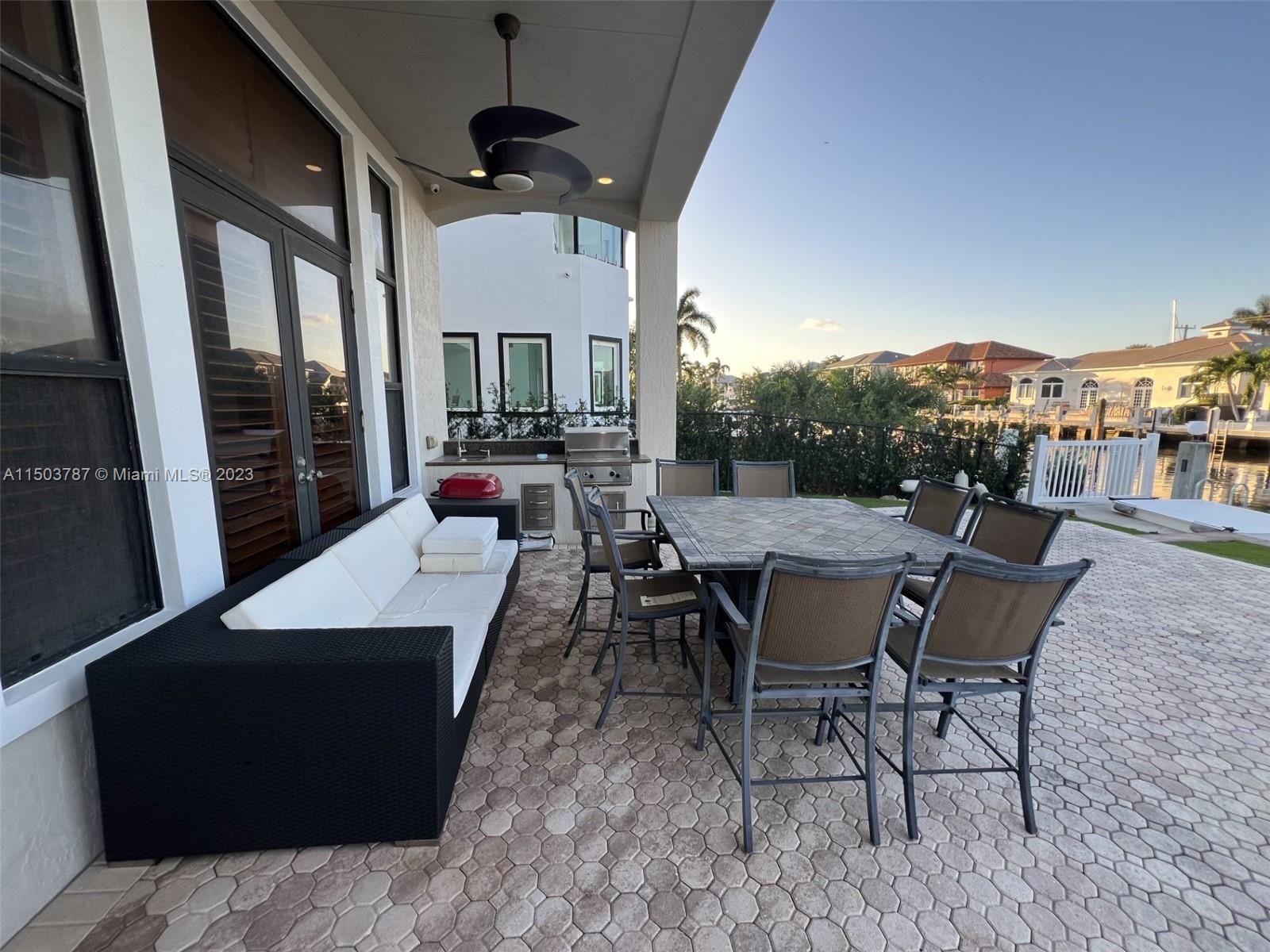 CORAL KEY VILLAS 6TH SEC - Residential