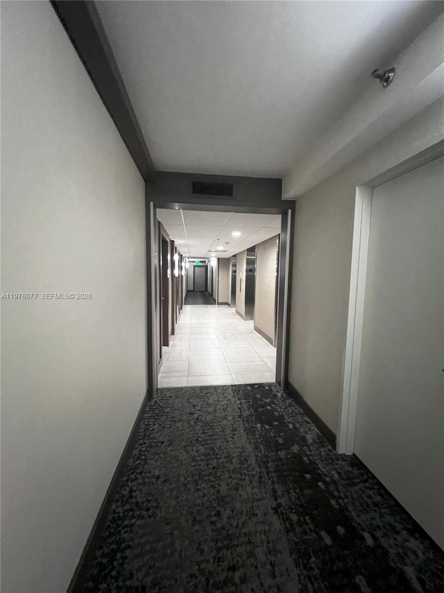 FLAMENCO CONDO TOWER I - Residential