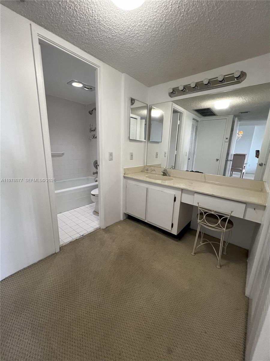 FLAMENCO CONDO TOWER I - Residential