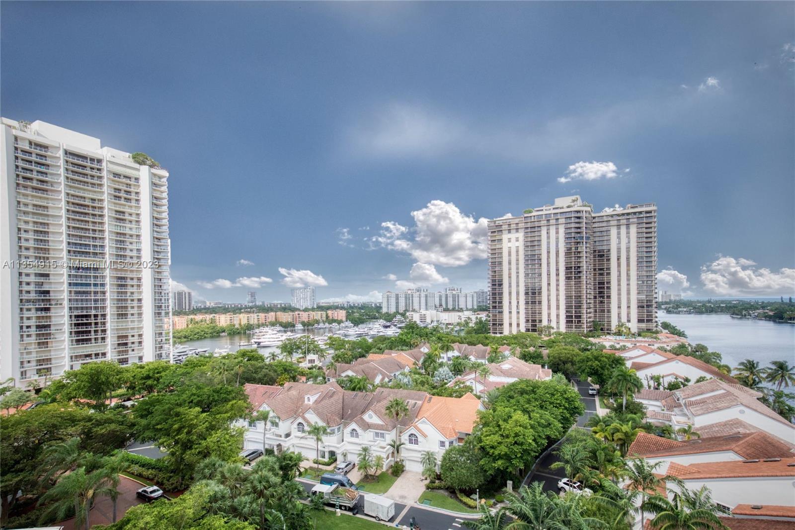 TURNBERRY TOWERS CONDO - Residential