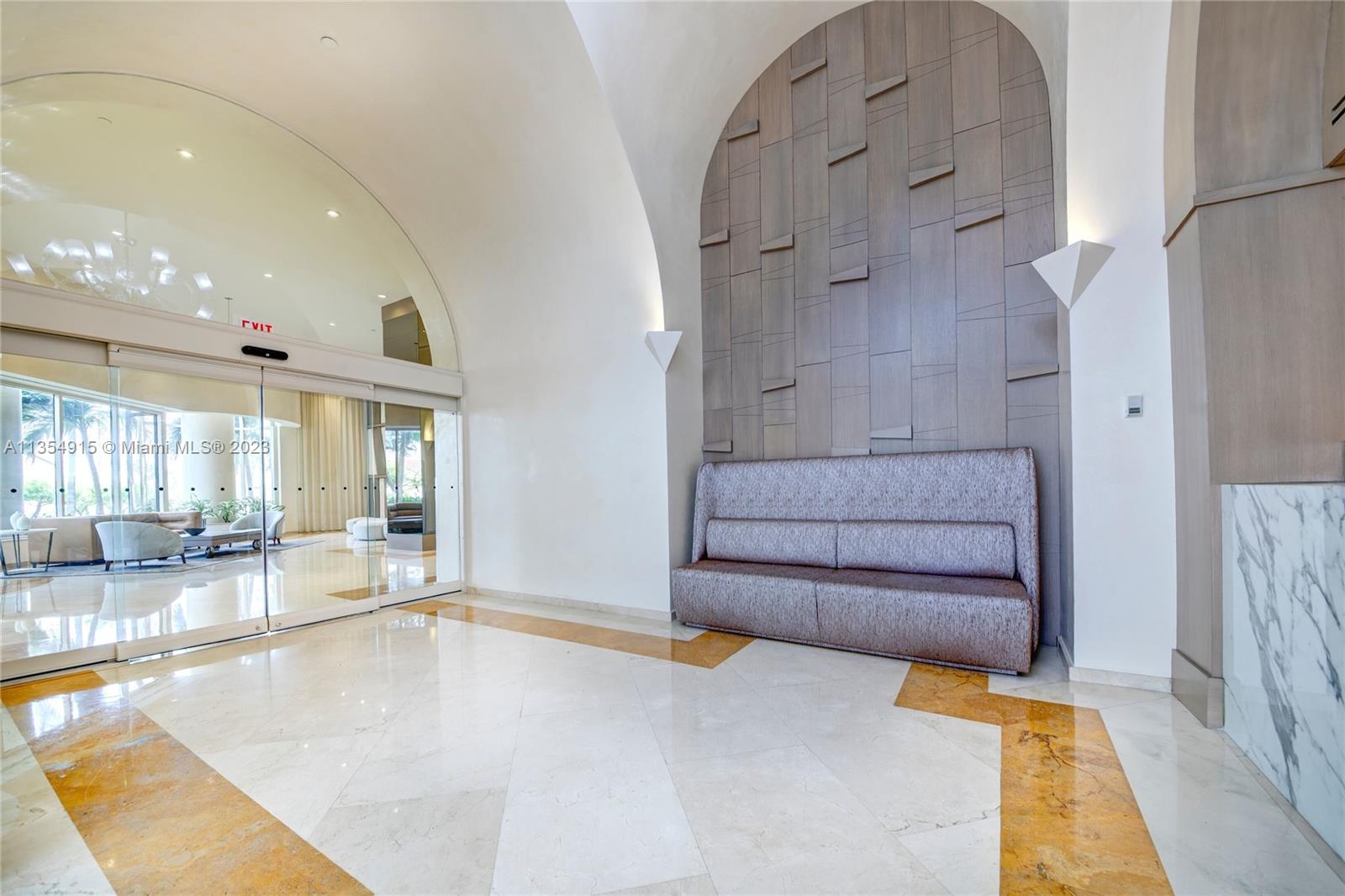 TURNBERRY TOWERS CONDO - Residential