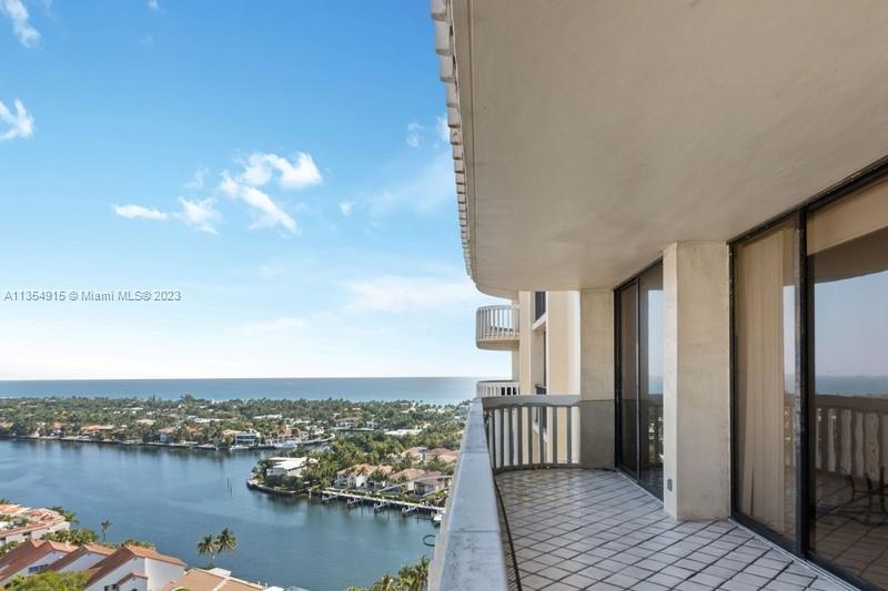 TURNBERRY TOWERS CONDO - Residential