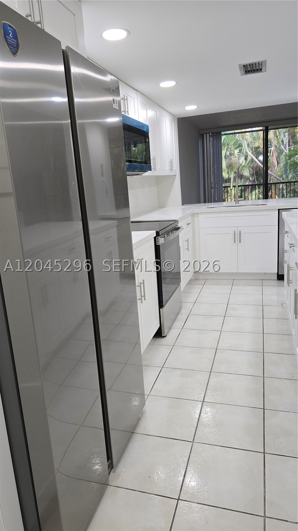 HARVEST SECTION FOUR COND - Residential Lease
