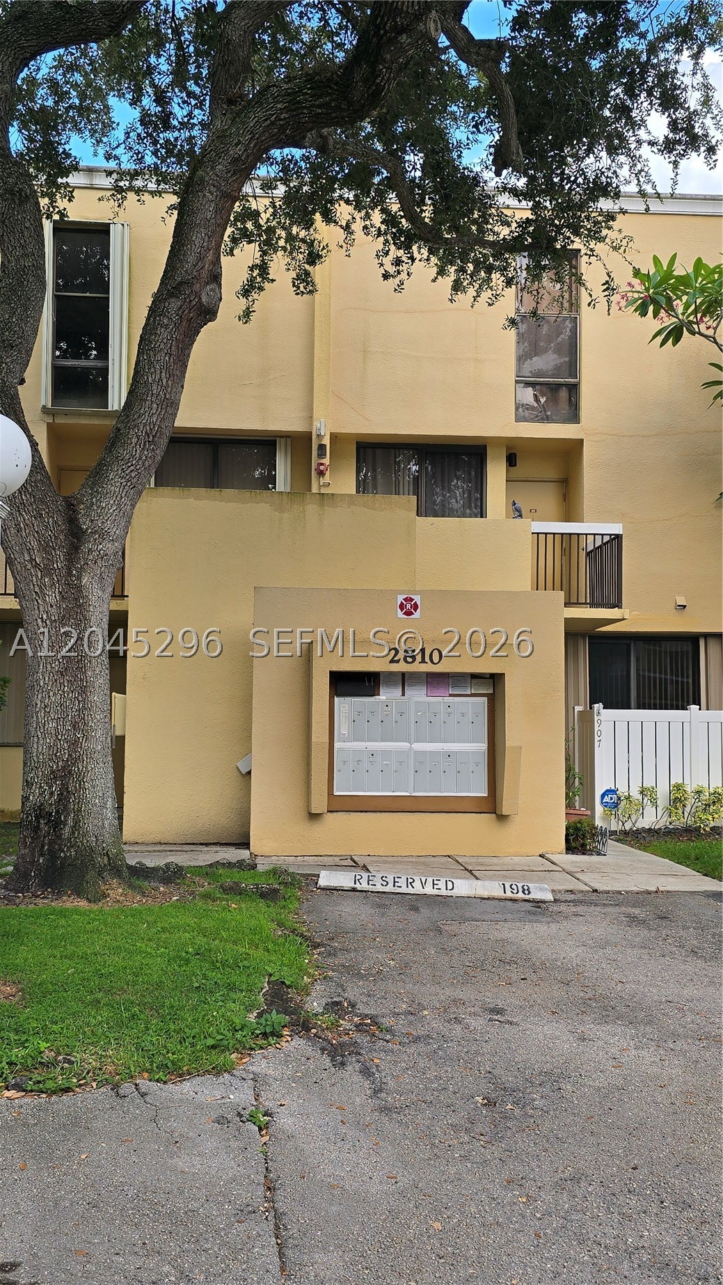 HARVEST SECTION FOUR COND - Residential Lease