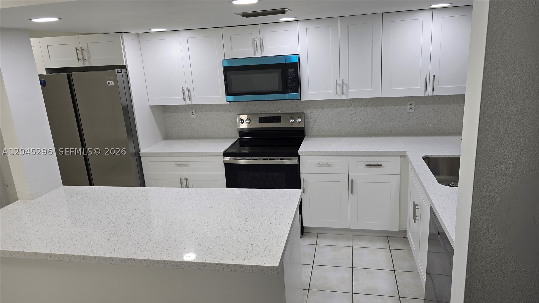 HARVEST SECTION FOUR COND - Residential Lease