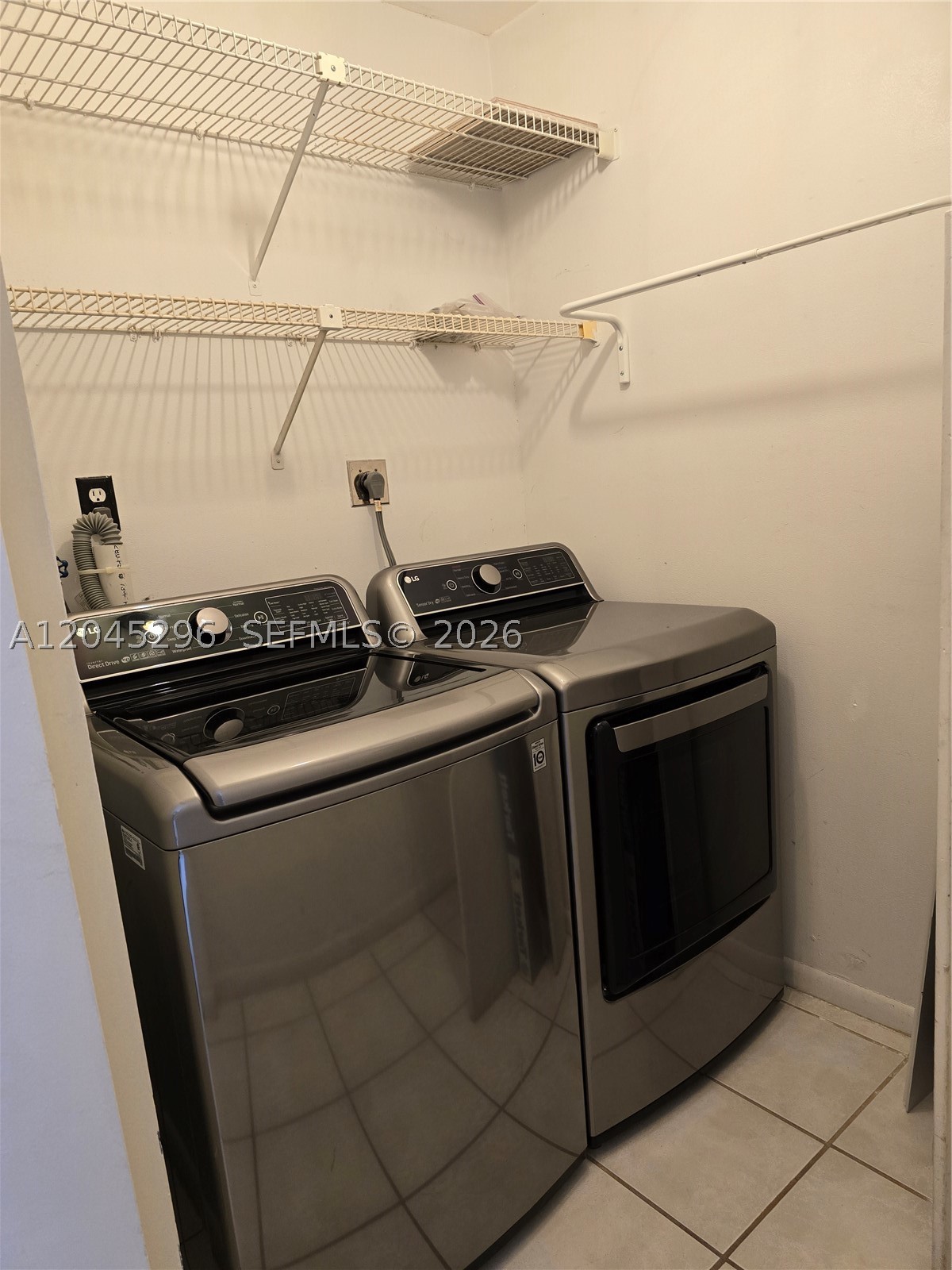 HARVEST SECTION FOUR COND - Residential Lease