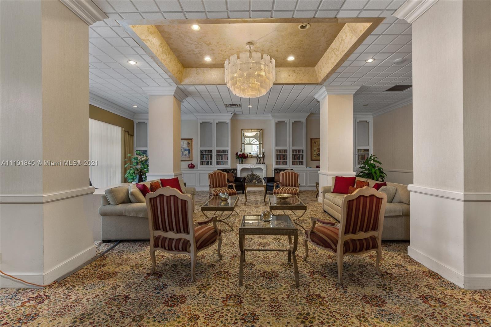 HALLMARK OF HOLLYWOOD CON - Residential
