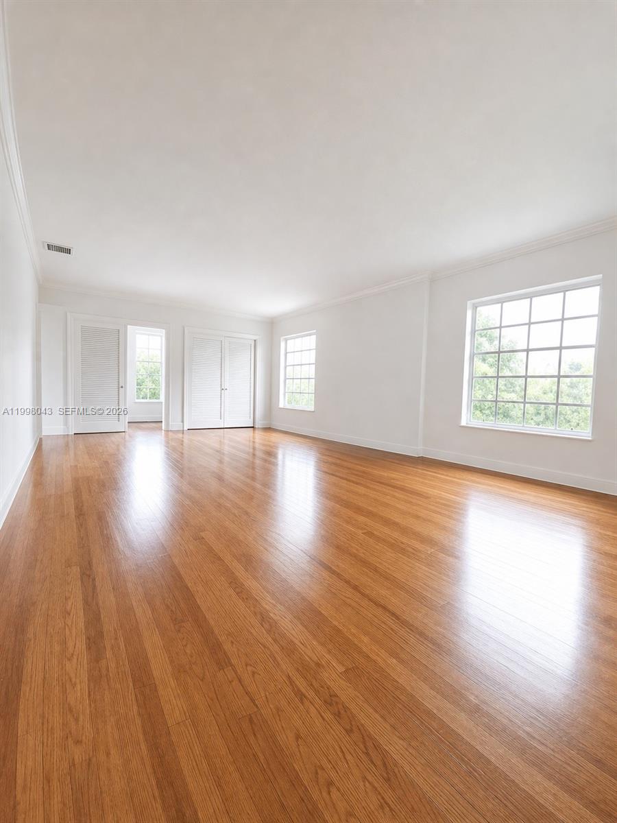 HOLLYWOOD LAKES SECTION - Residential