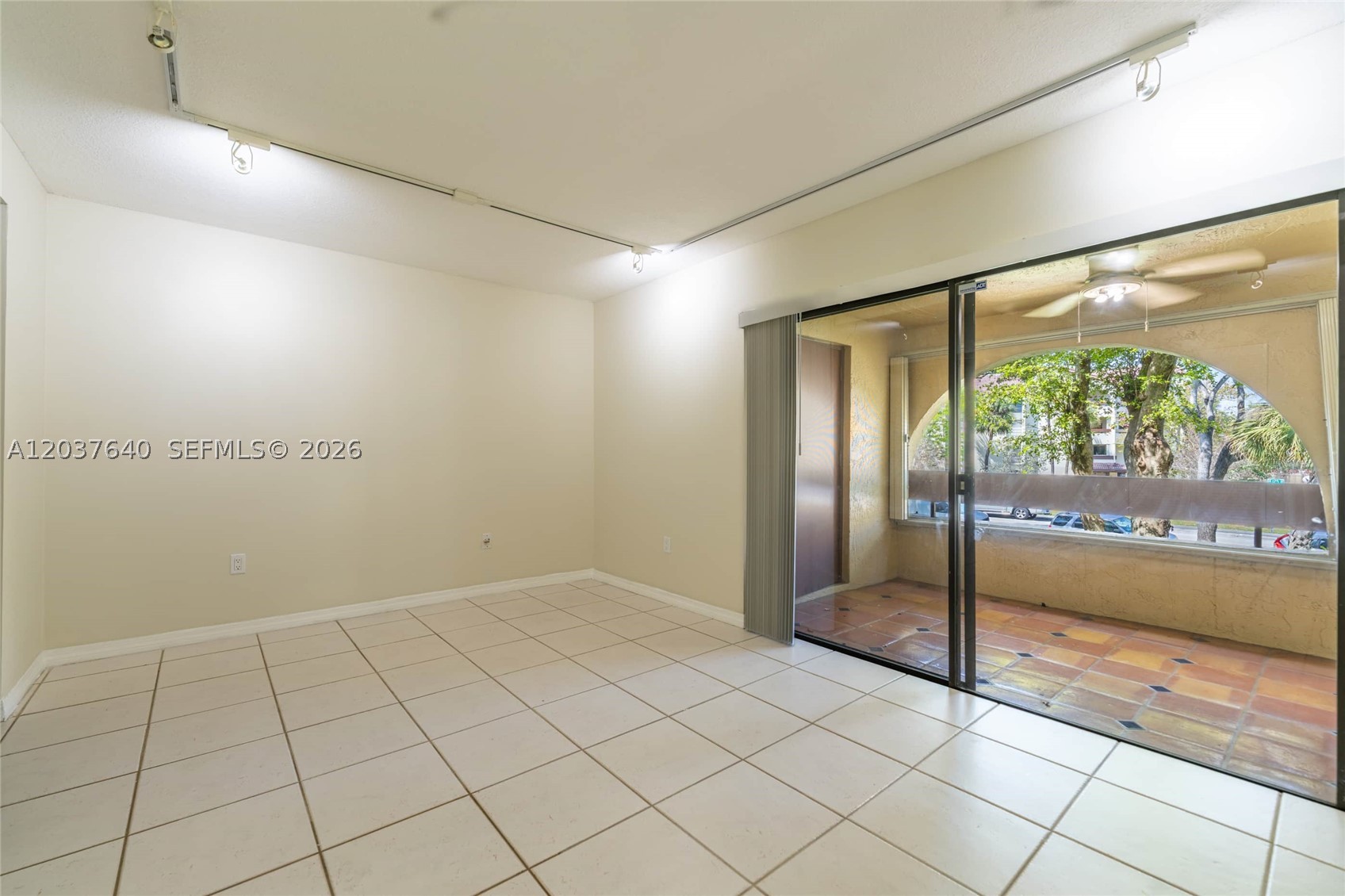 KENLAND POINTE CONDO #1 - Residential Lease