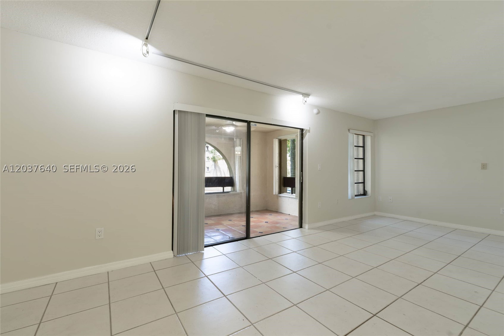 KENLAND POINTE CONDO #1 - Residential Lease