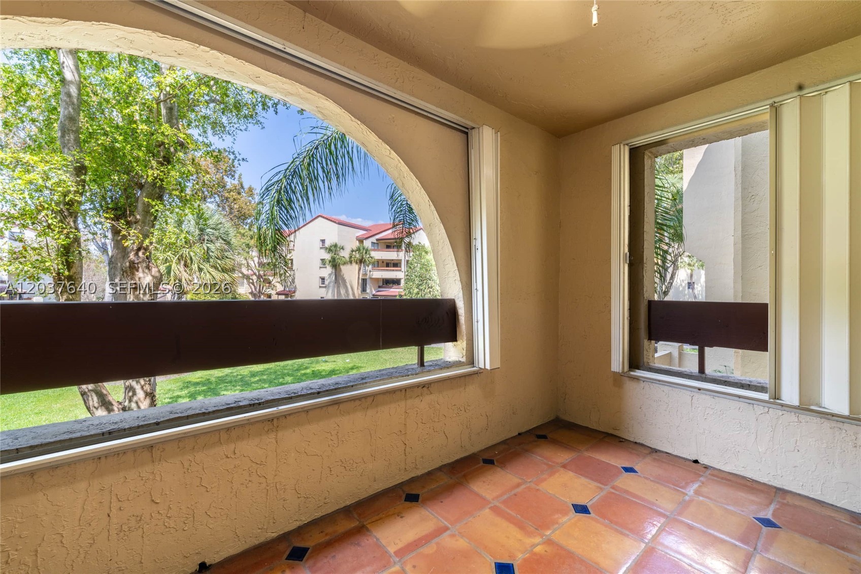 KENLAND POINTE CONDO #1 - Residential Lease