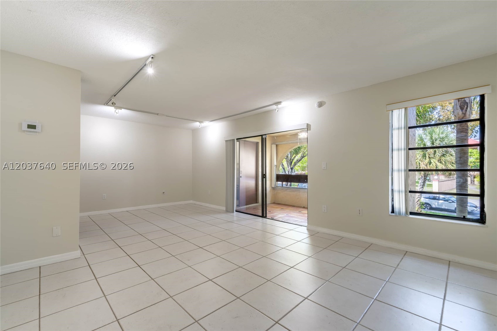 KENLAND POINTE CONDO #1 - Residential Lease
