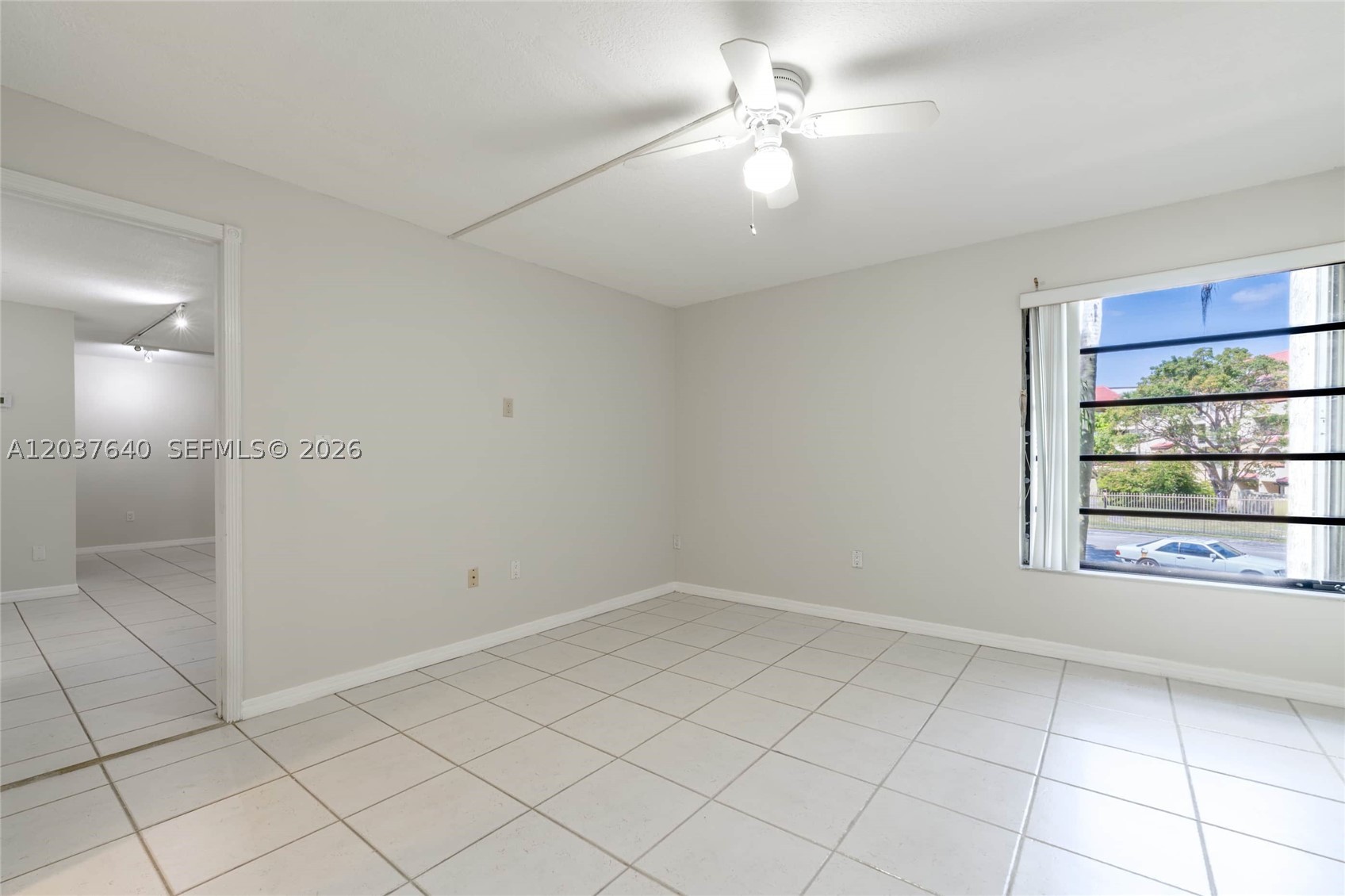 KENLAND POINTE CONDO #1 - Residential Lease