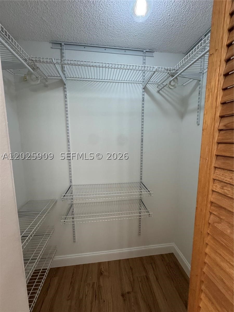 GARDEN LAKE TOWERS CONDO - Residential Lease